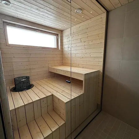 Brand New Scandinavian In Villa Rovaniemi
